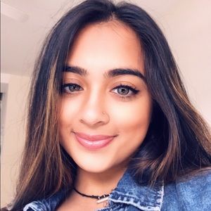 Meet your Posher, Arya